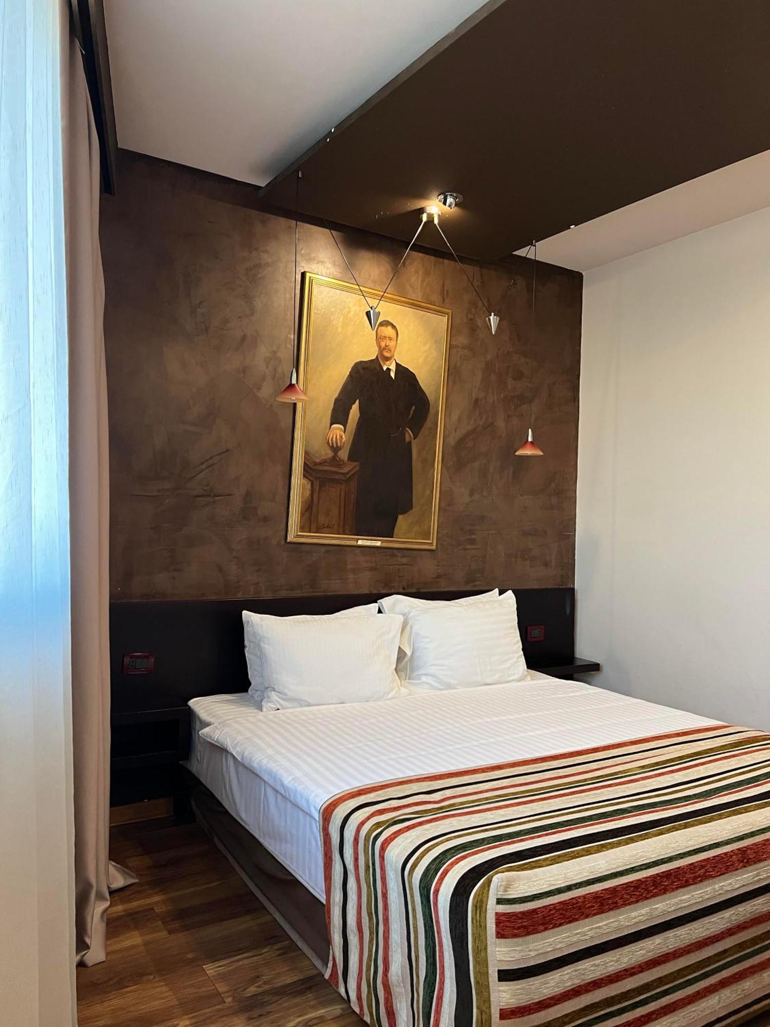 Design Hotel Mr President Belgrade Exterior photo